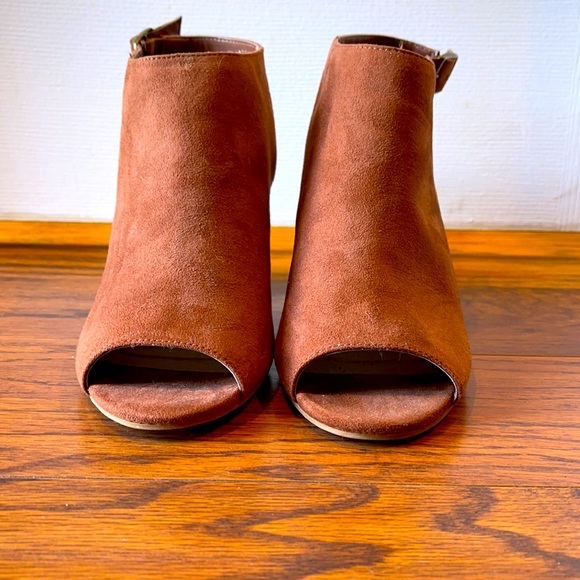 CL BY LAUNDRY Brown high heel shoes - Picture 2 of 6